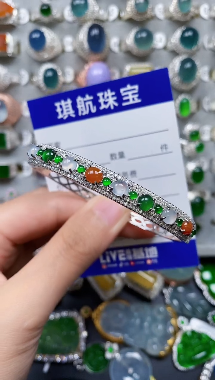 【闪购商品】翡翠手镯银S925镶嵌0642
