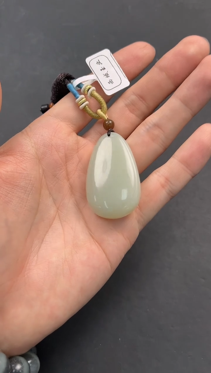 未镶嵌手串和田玉迪克兰无事牌微色差