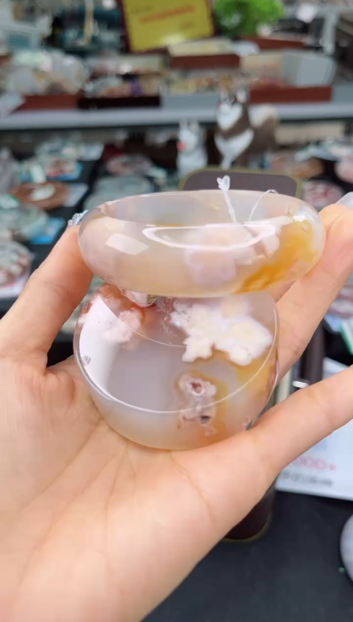 【闪购商品】石英质玉手镯未镶嵌60圈口（赠品镯心）3192