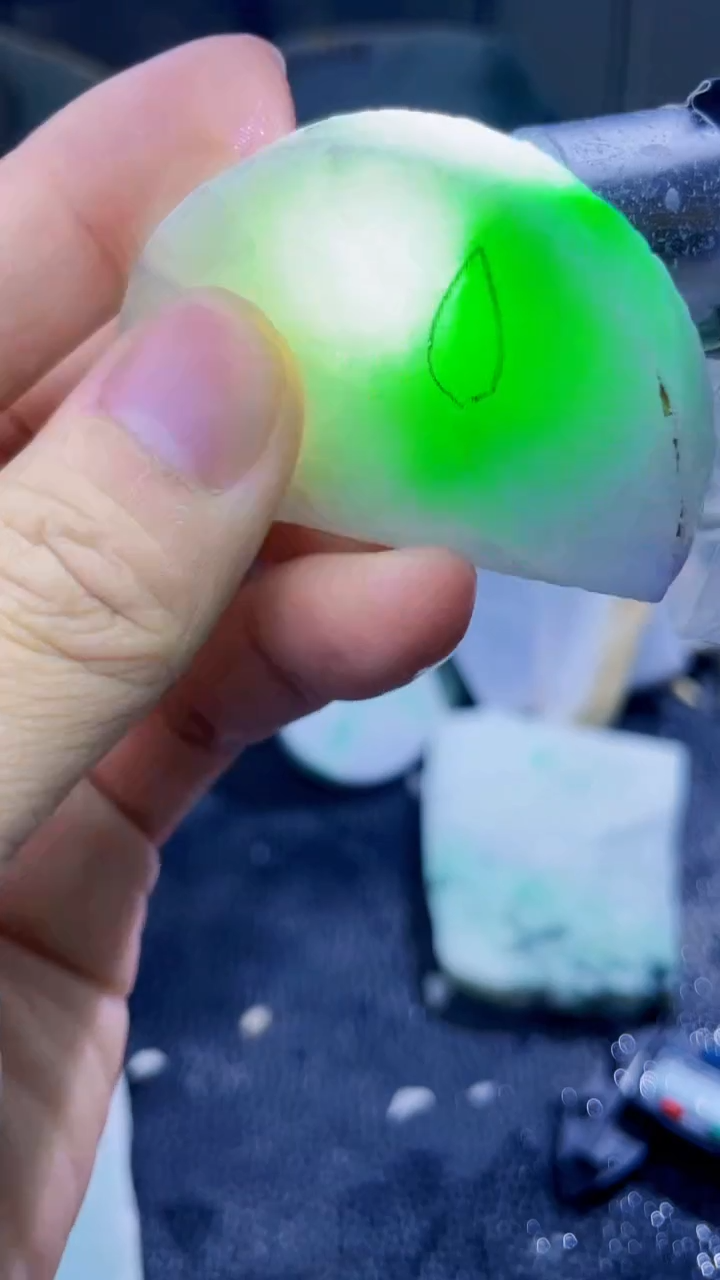 裸石翡翠天然A货翡翠板料