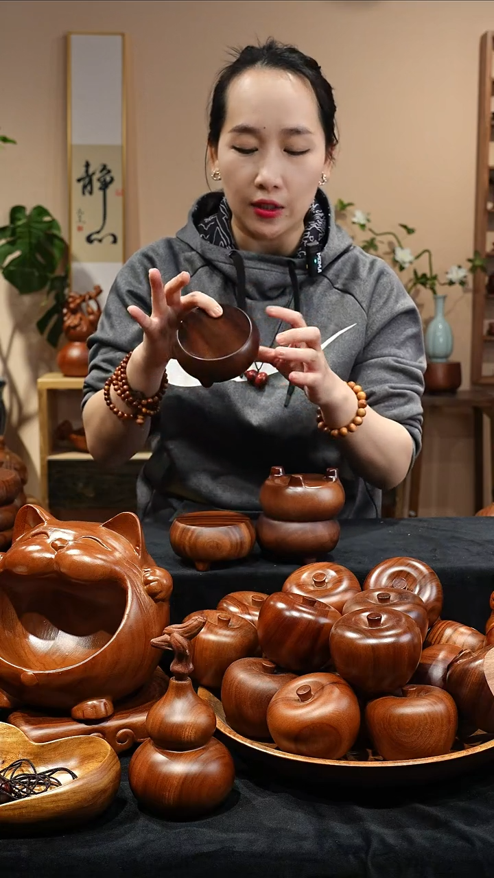 木质木墩底座小号(微瑕)