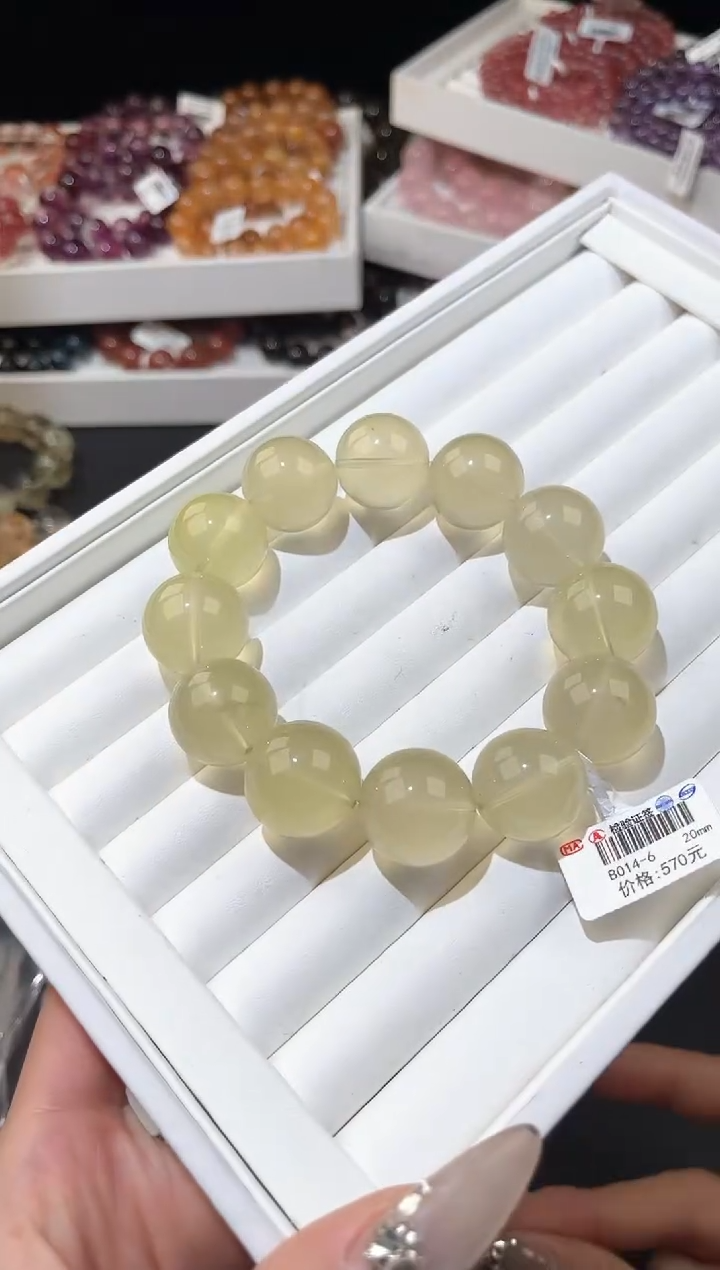 【闪购商品】水晶手链未镶嵌多样性发一黄泡泡20mm