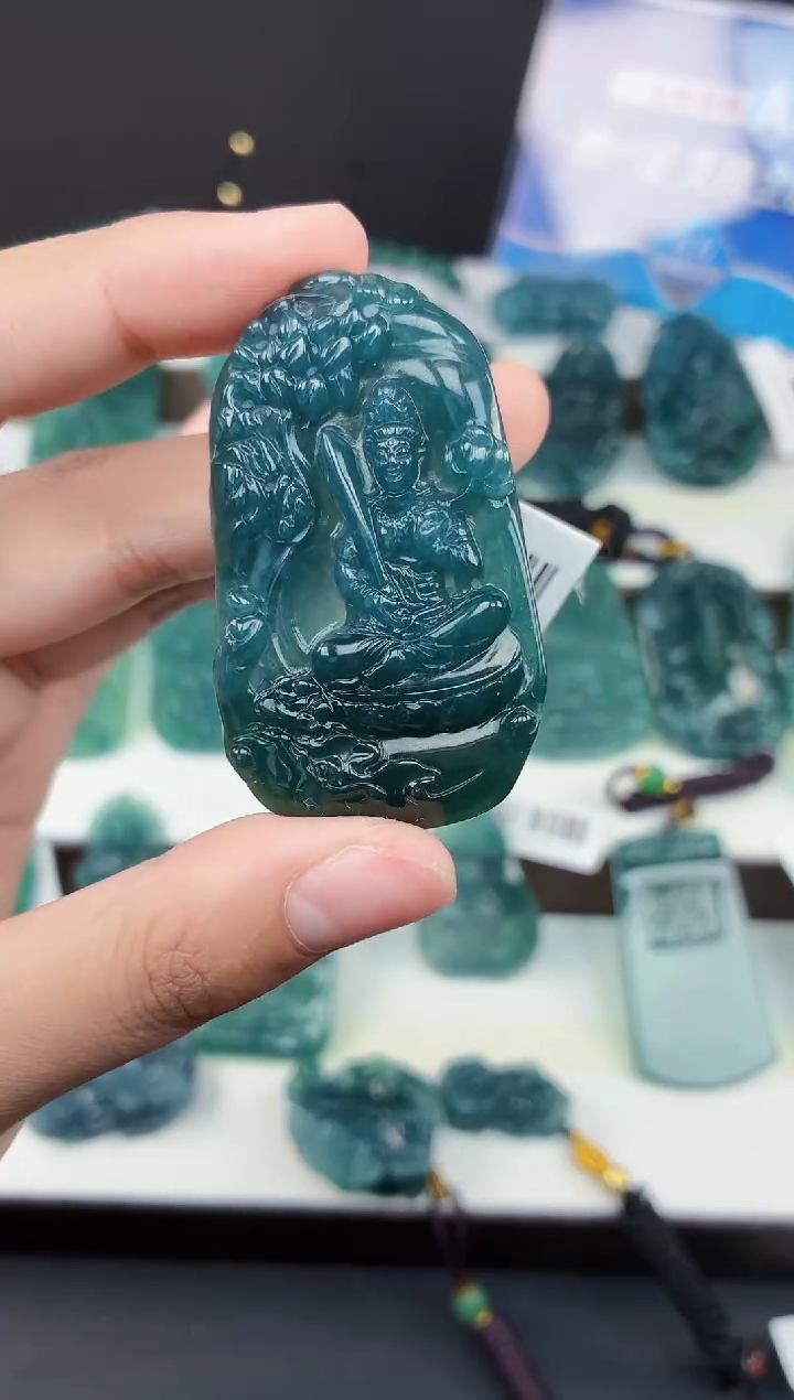 颈饰未镶嵌翡翠DLZ25112639