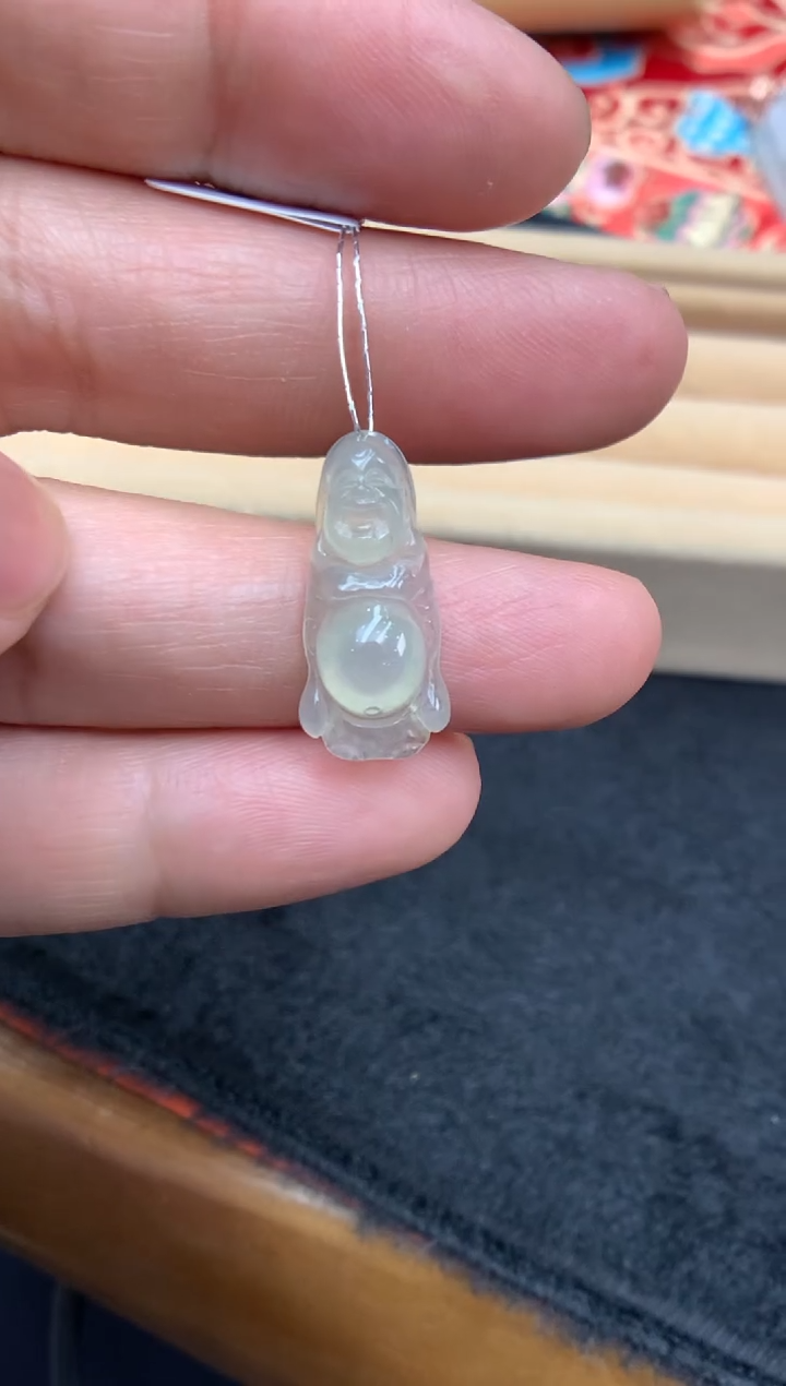 【闪购商品】翡翠颈饰未镶嵌站佛