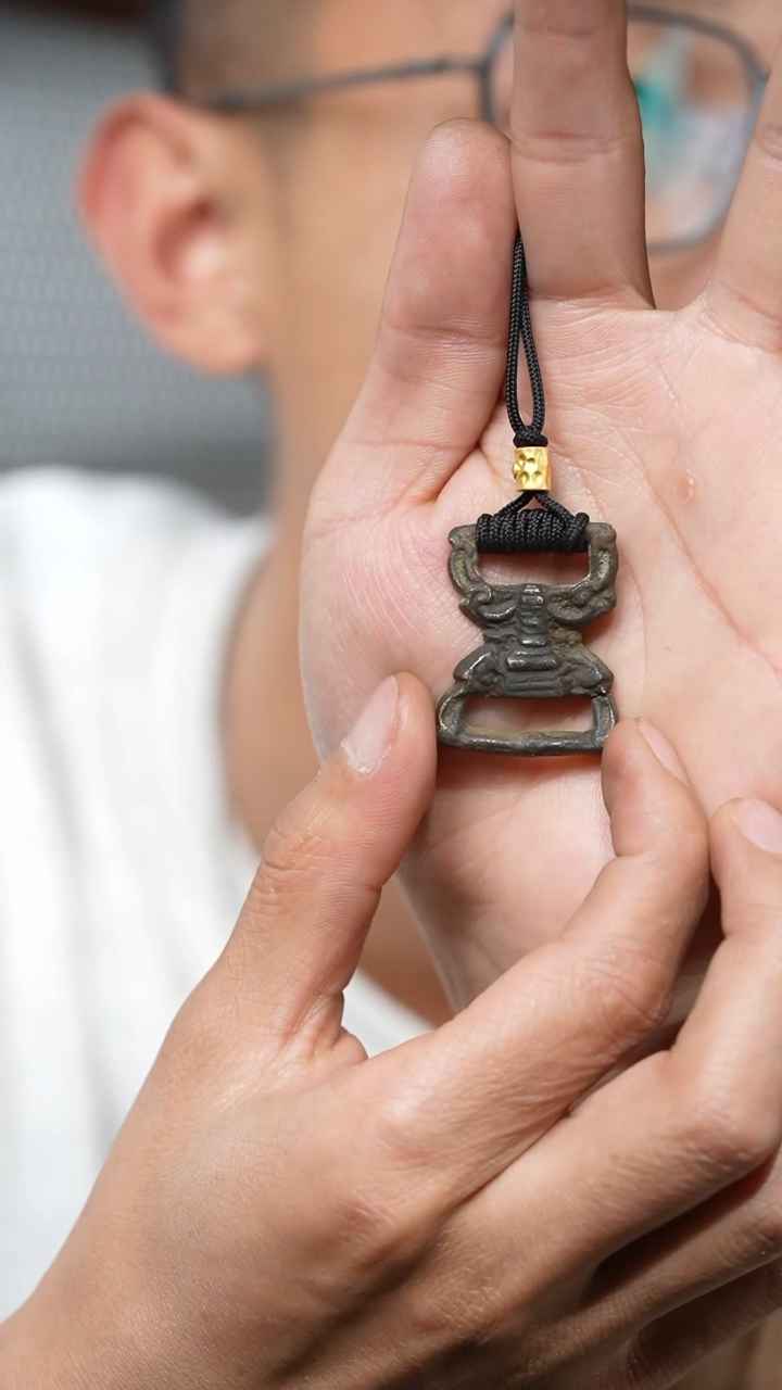 【闪购商品】老扣(多样性发货，发其一）