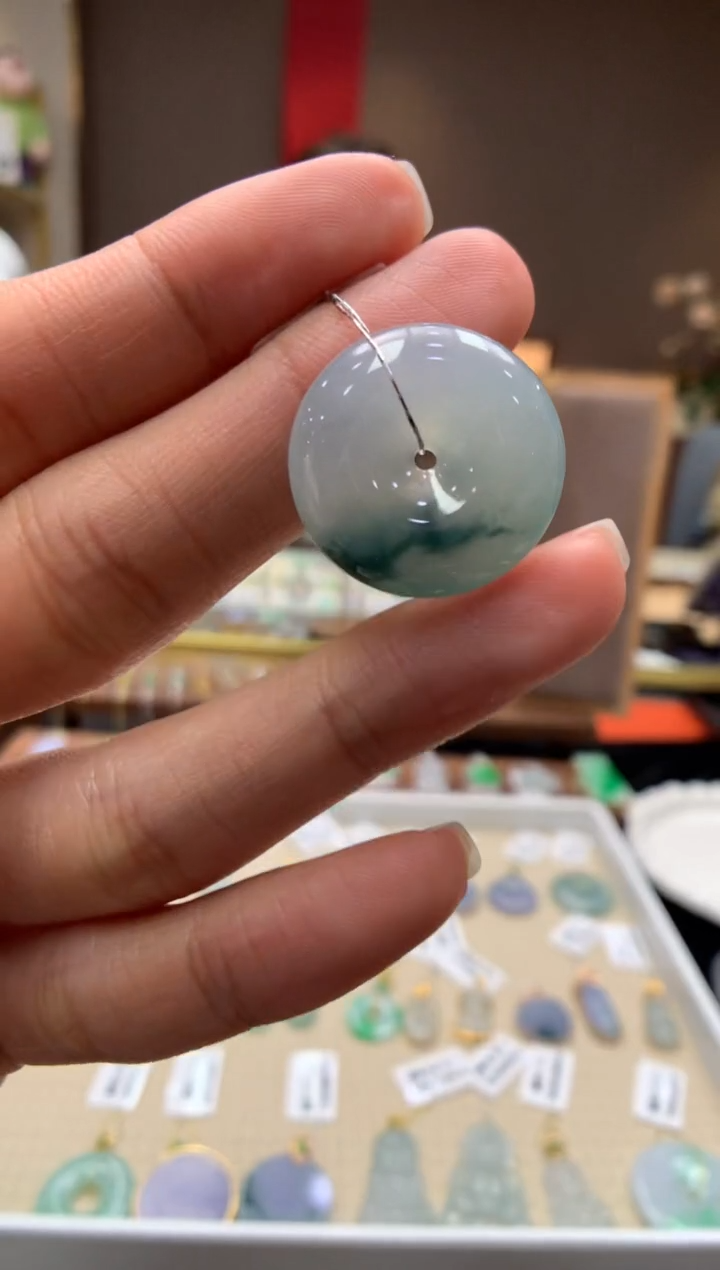 【闪购商品】翡翠颈饰未镶嵌平安扣