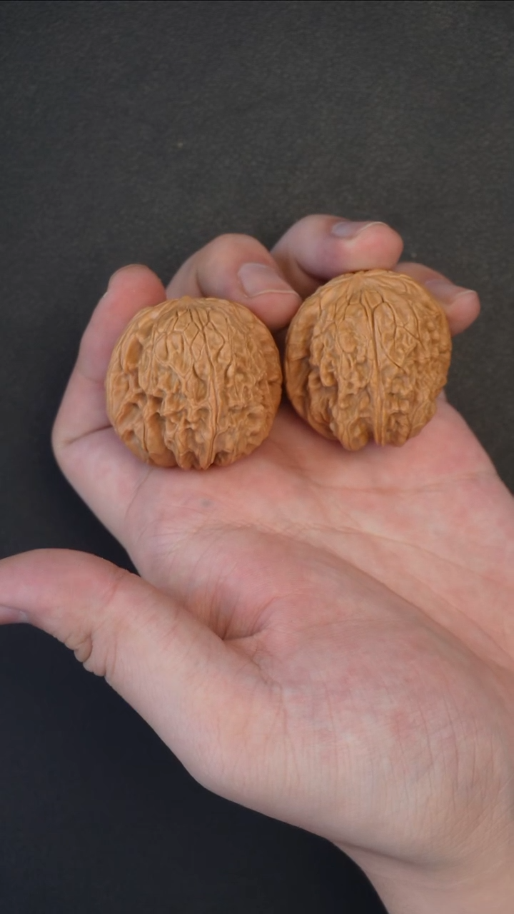 把件文玩核桃H282暴雪40*40*38