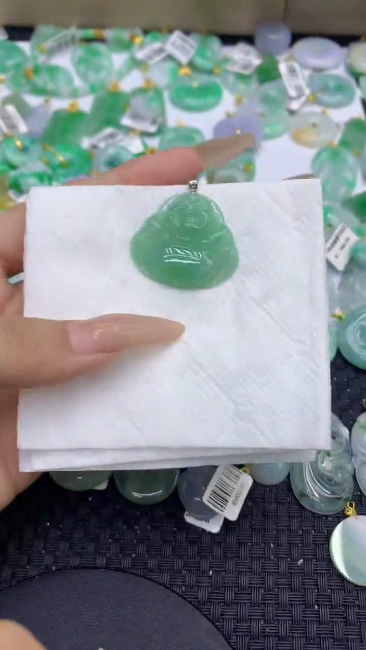 颈饰18K金镶嵌翡翠天然缅甸A货翡翠