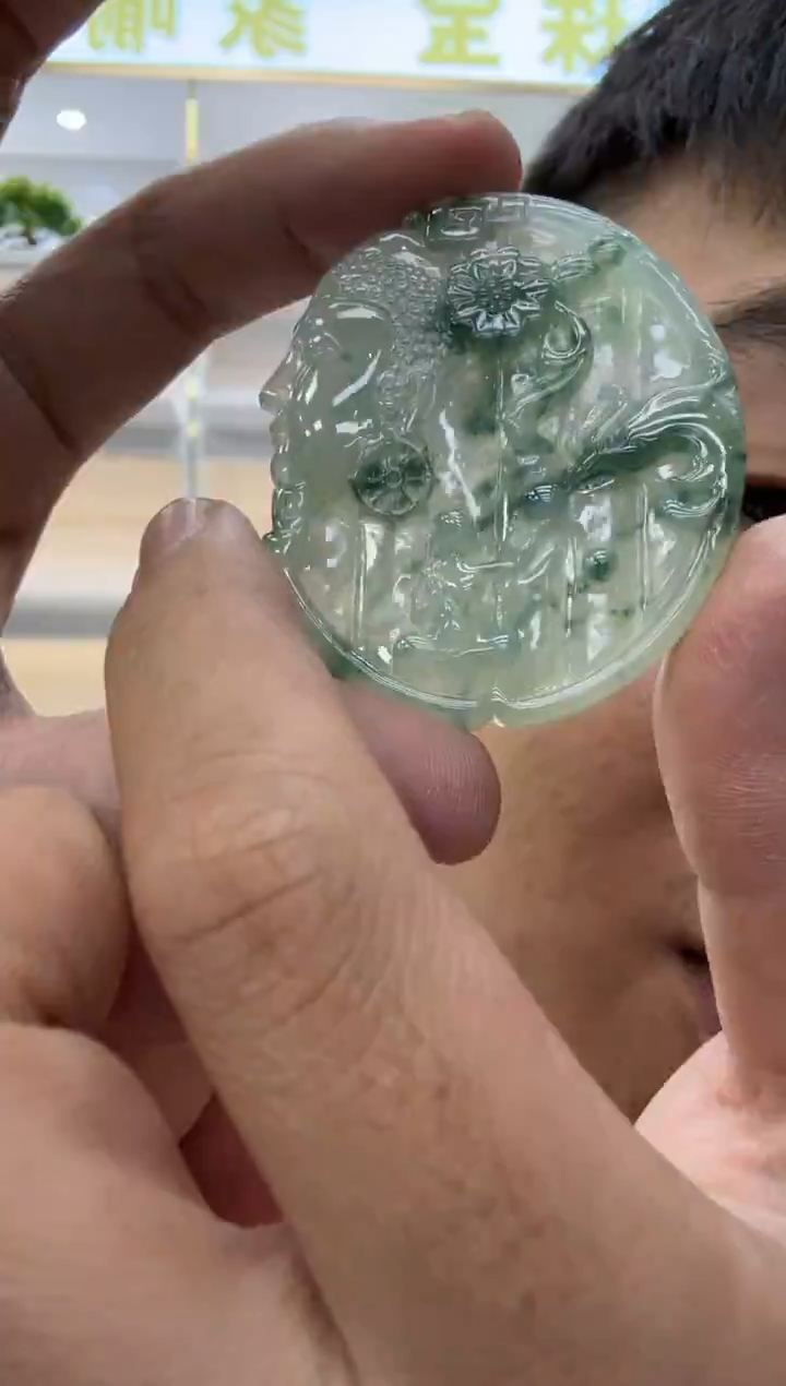 颈饰未镶嵌翡翠天然翡翠A货孤品一件