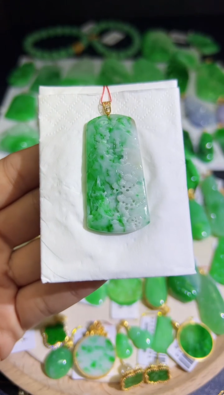 【闪购商品】翡翠颈饰18K金镶嵌Q缅料A货翡翠/支持复检/一件