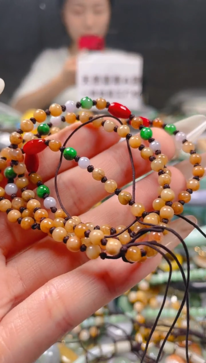 【闪购商品】翡翠颈饰未镶嵌4-5MM/Q/翡翠A货一图一物