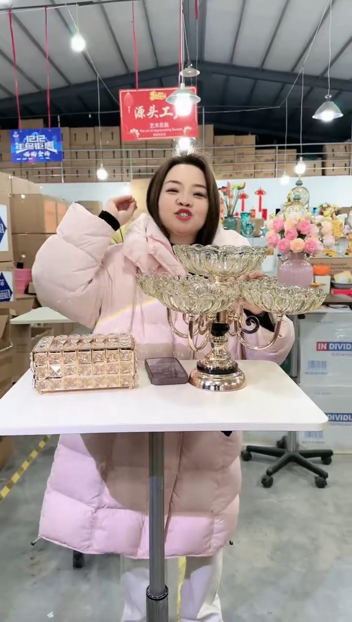 【闪购商品】有机玻璃优品花器H-早54