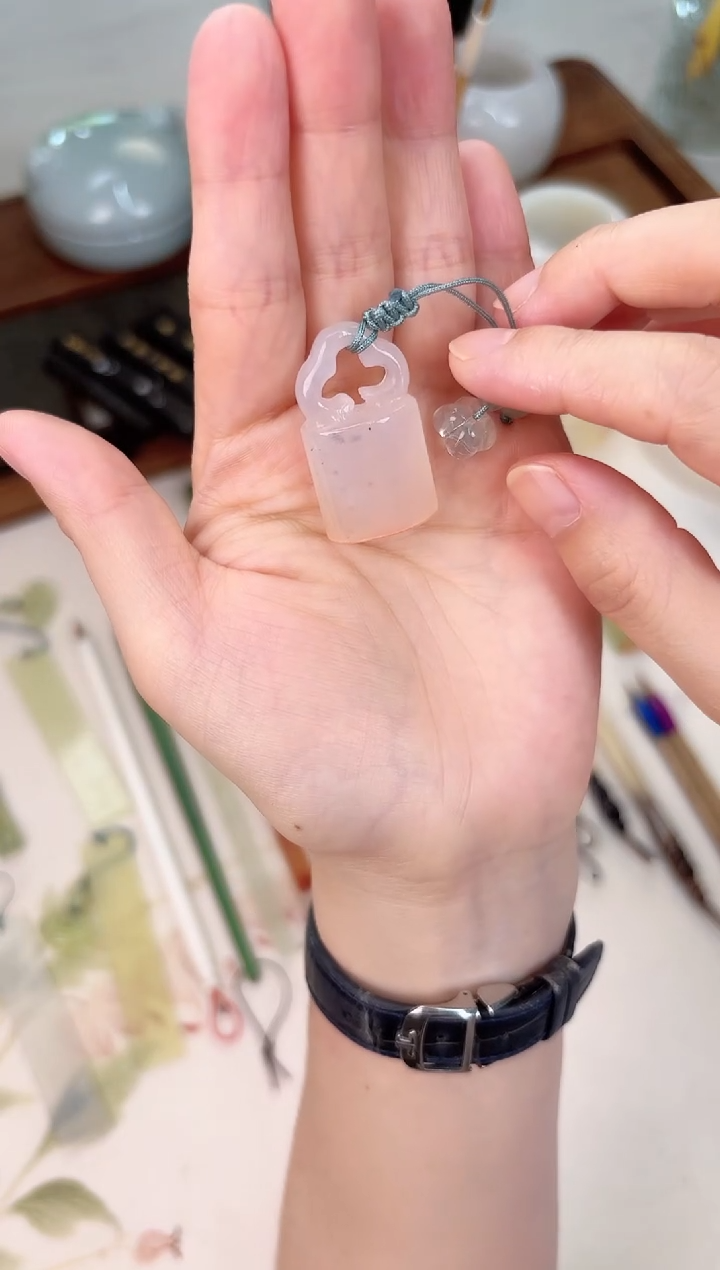 合三舍直播间2号平安，孤品岫玉闲章