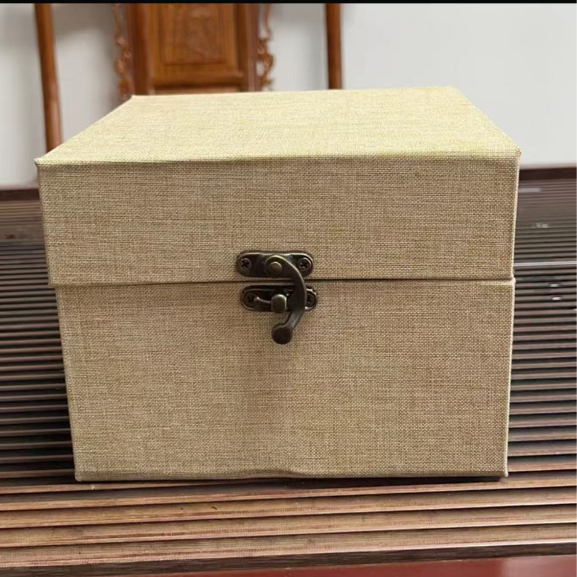 礼品盒适合作为精美礼品原矿