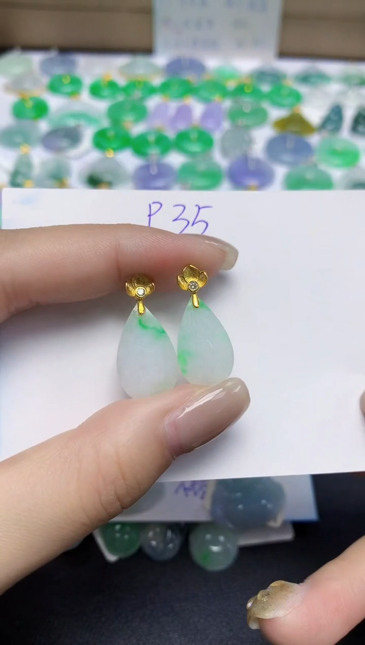 颈饰未镶嵌翡翠天然缅甸翡翠A货翡翠百元以上9元证书费自理