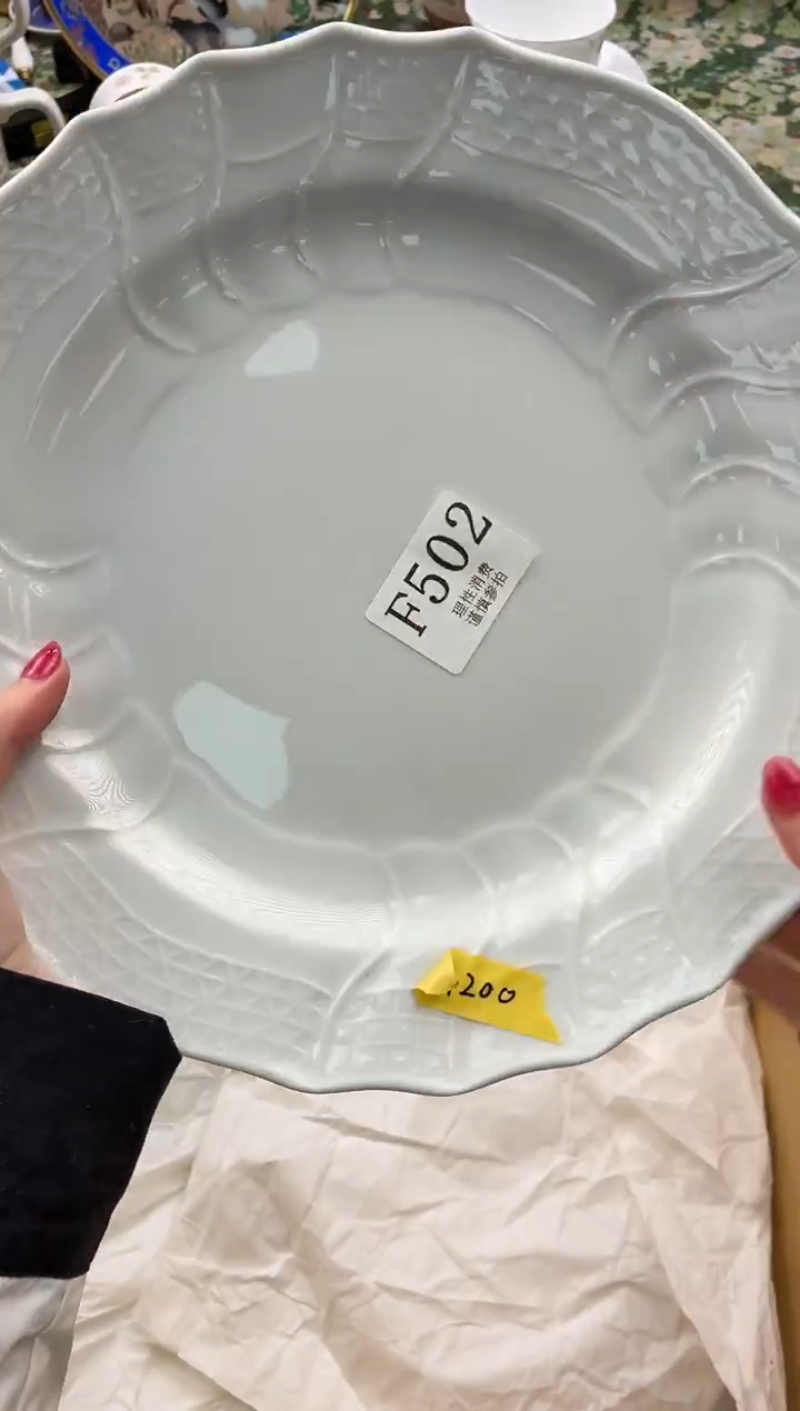 瓷片M****✨       F502