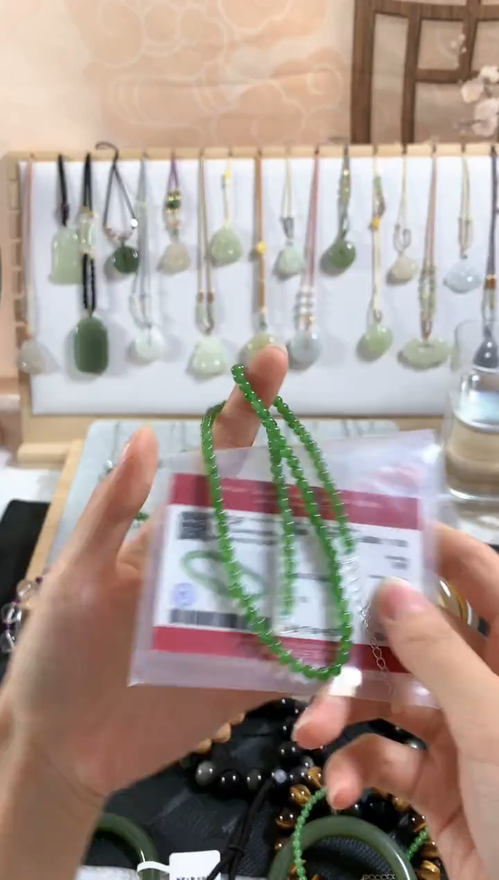 和田玉未镶嵌颈饰小***了吊坠4