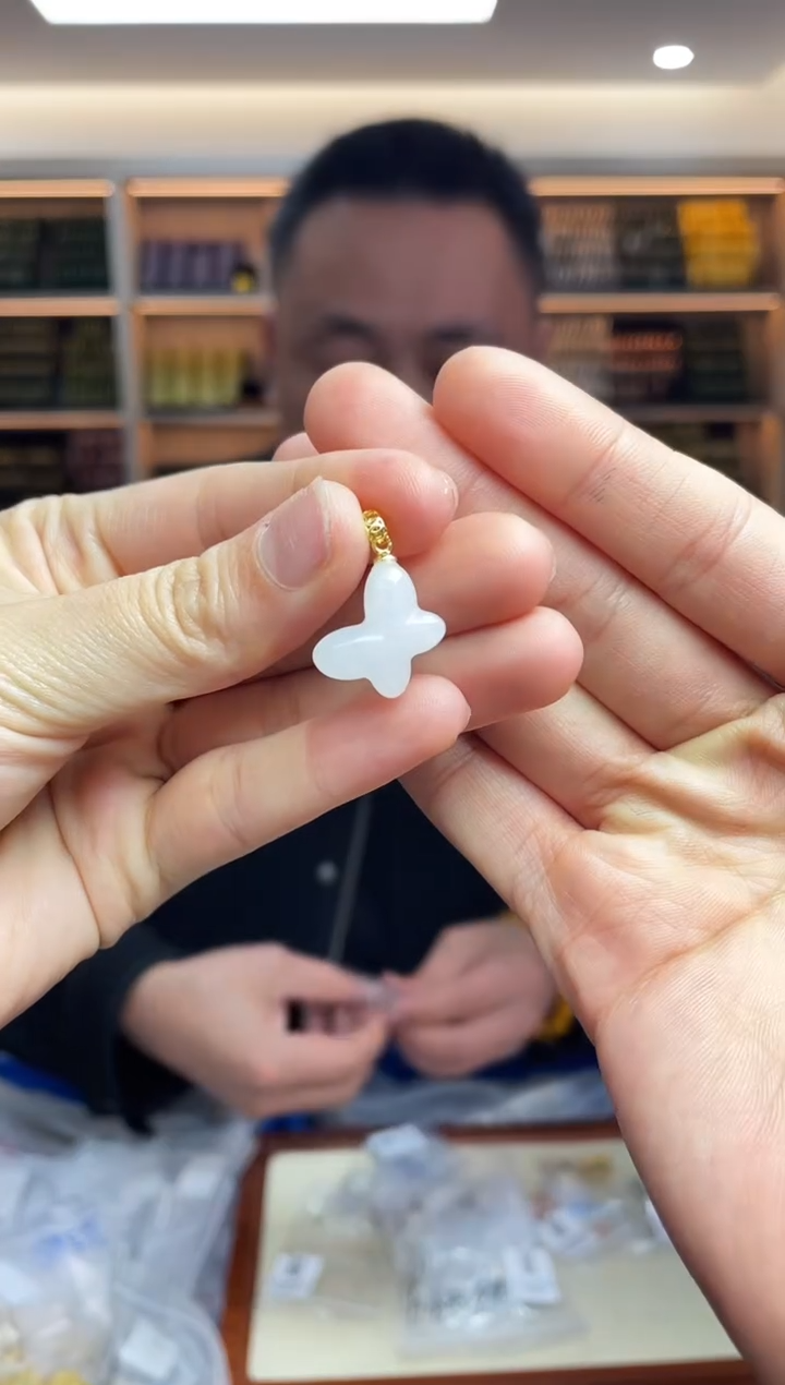 【闪购商品】和田玉·未镶嵌多样性发一件