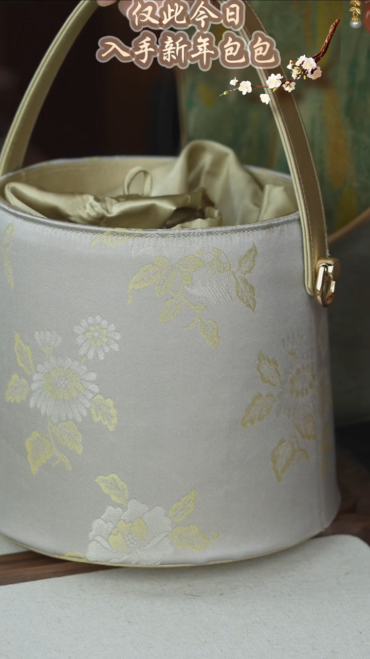 刺绣闪购纯手工非遗国风饰品