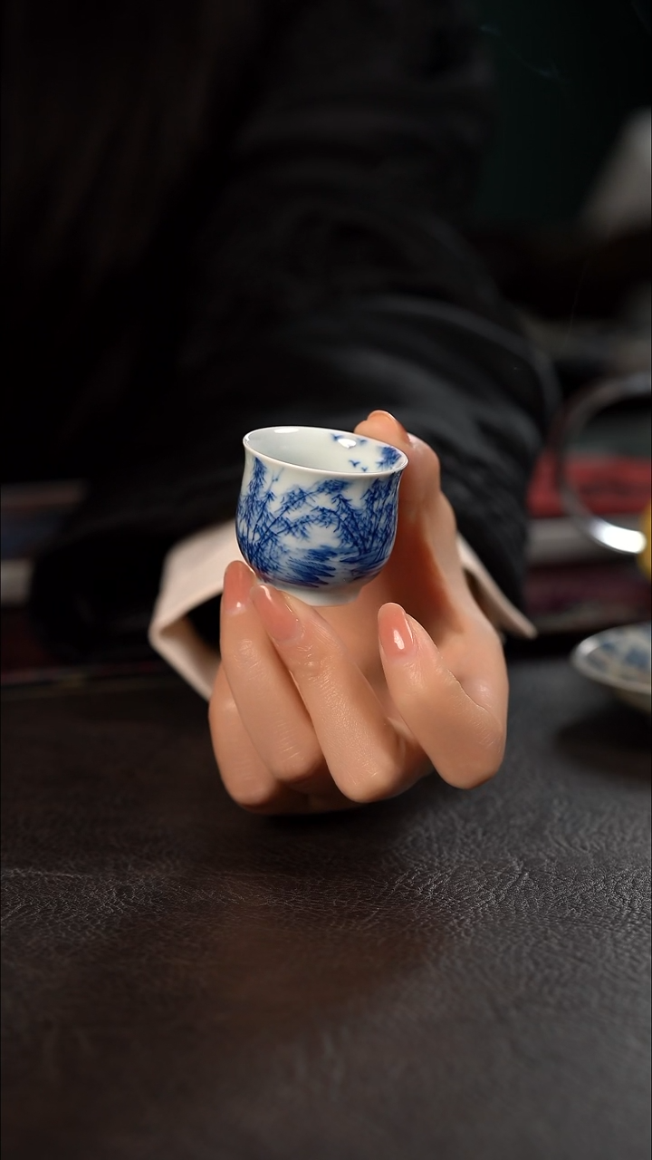 40c 厚力煊期云山水小玉兰杯 夏竹听涛 随机