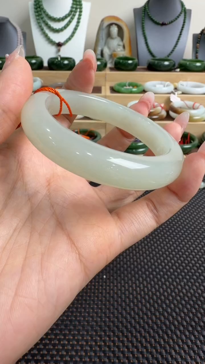 颈饰未镶嵌和田玉手镯58