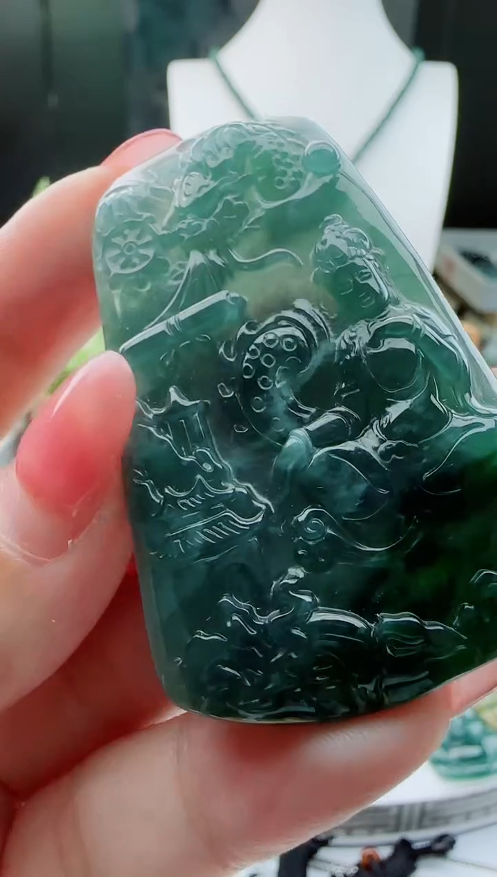 【闪购商品】翡翠颈饰未镶嵌多样性随机一件发货