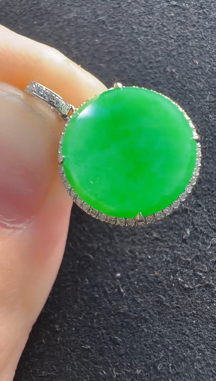 【闪购商品】翡翠吊坠(不含链)18K金镶嵌多样性发货拍一发一