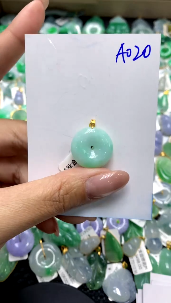 【闪购商品】翡翠颈饰18K金镶嵌111111111