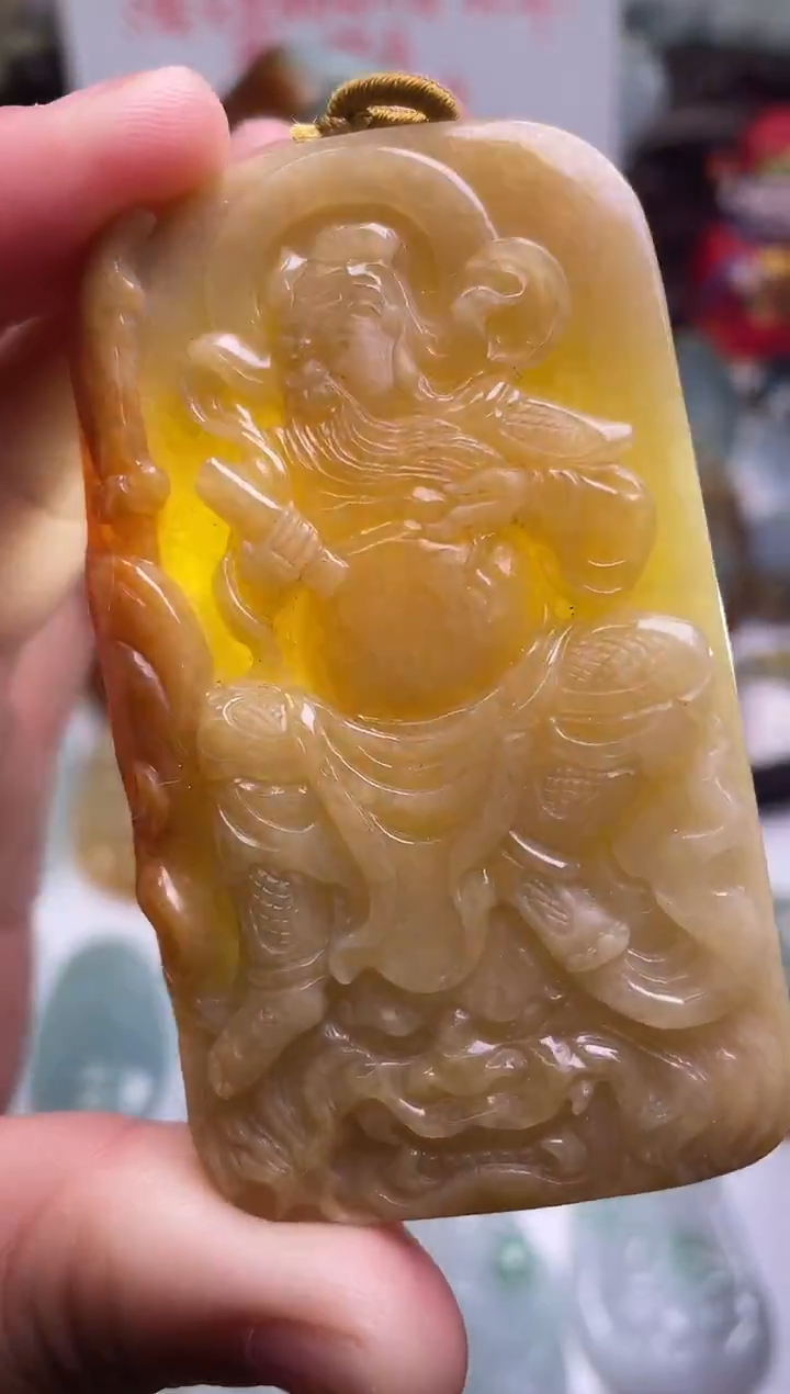 颈饰未镶嵌翡翠关公