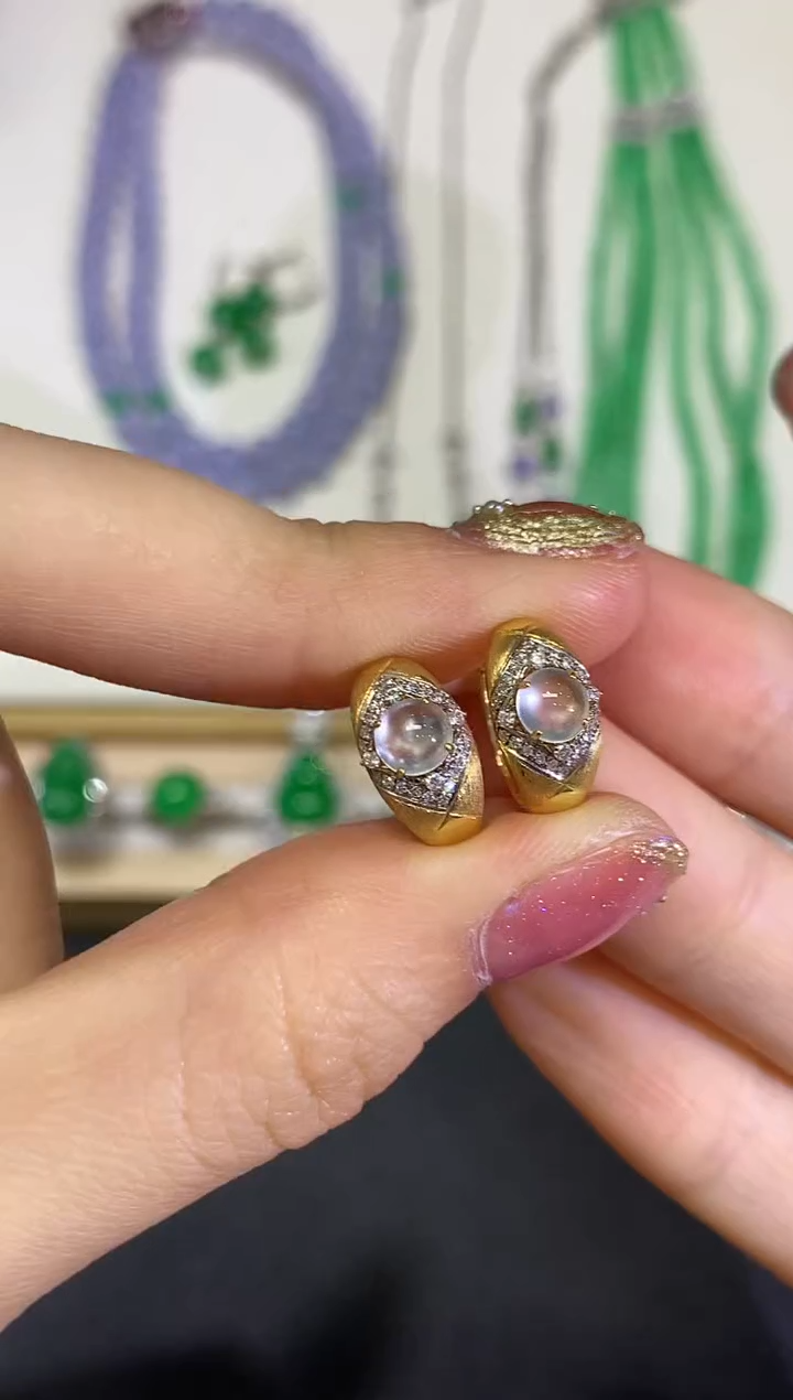 【闪购商品】翡翠颈饰18K金镶嵌团购48