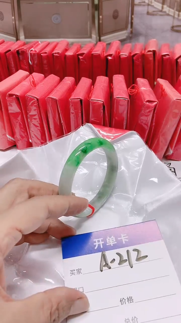 无非金属212拍哪个图片就是发哪个