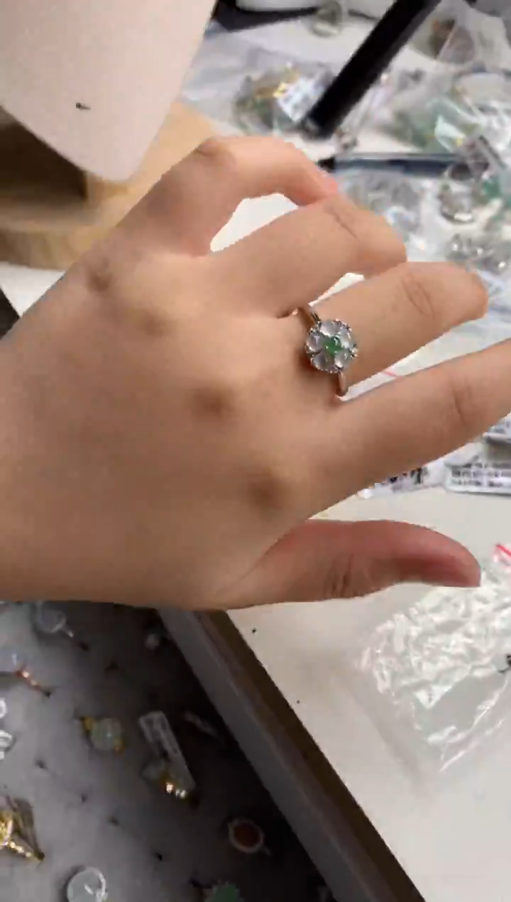 银S925镶嵌戒指翡翠5