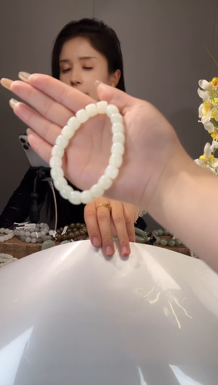 手串未镶嵌和田玉新疆和田玉于田料9*10直切手串