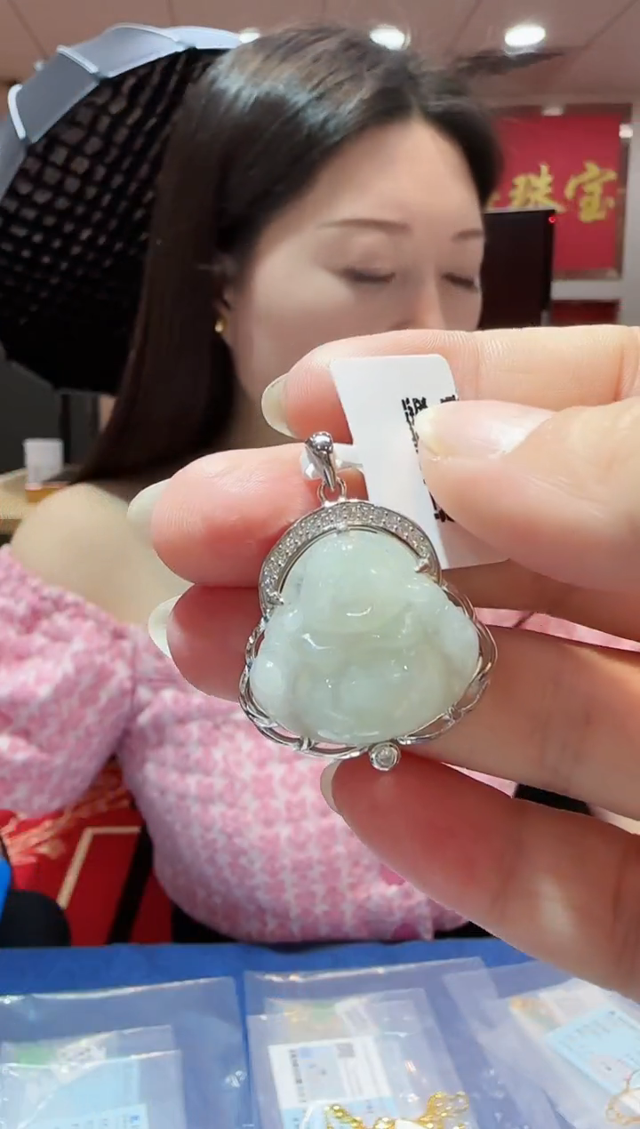 【闪购商品】翡翠颈饰银S925镶嵌翡翠佛HNZ8310