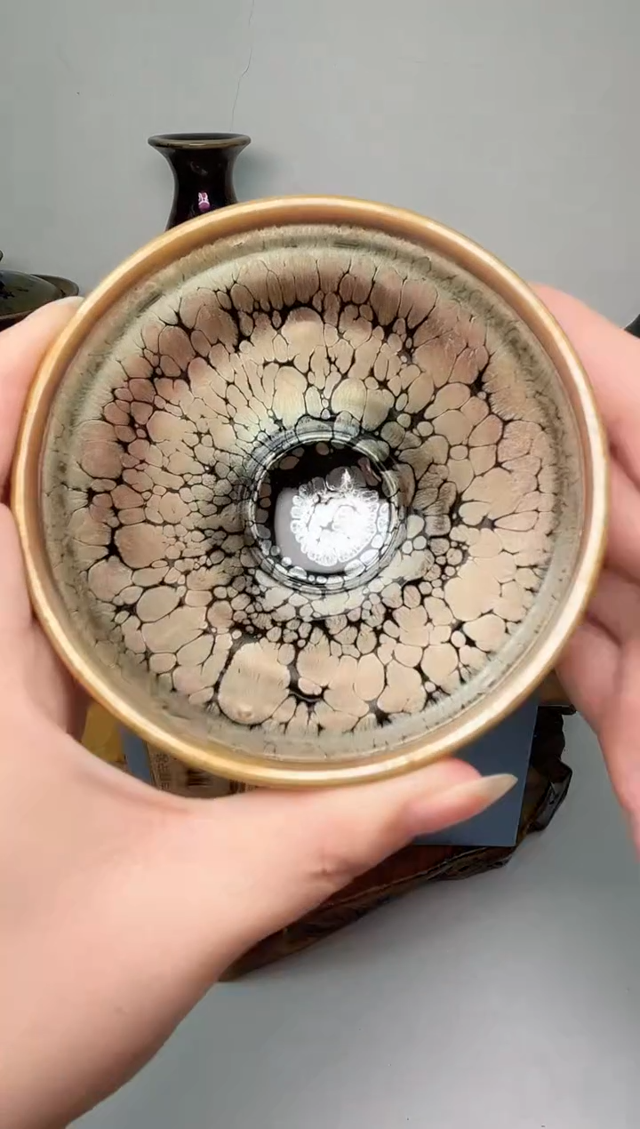 【闪购商品】茶盏冠军，闪购前已告知微瑕，下单表示已知晓。