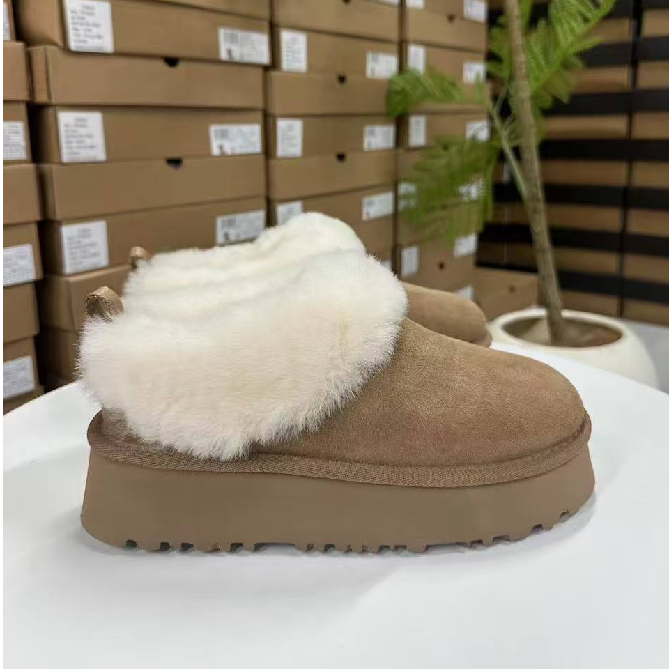 塔茨勒外牛内羊皮毛一体女保暖防滑雪地靴