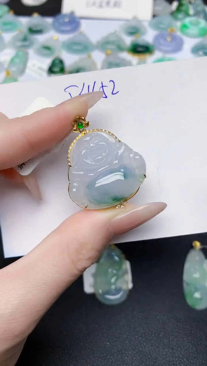 颈饰18K金镶嵌翡翠天然缅甸A货翡翠百元以上9元证书费自理