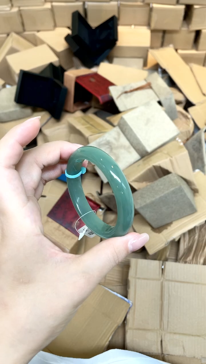 石英质玉手镯未镶嵌464-54