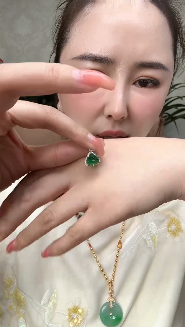 【闪购商品】翡翠颈饰银S925镶嵌TZG0115191