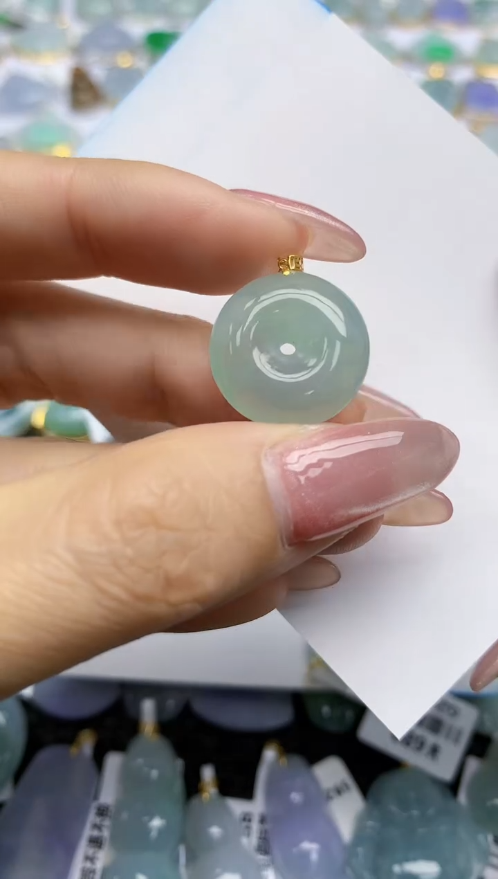 【闪购商品】翡翠挂件18K金镶嵌天然翡翠A货