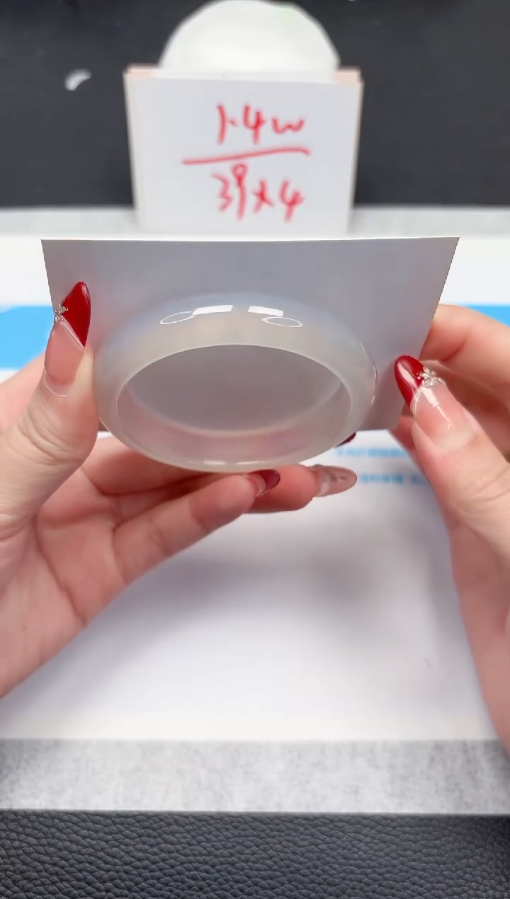 【闪购商品】石英质玉手镯未镶嵌334-54