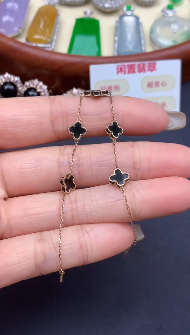 颈饰18K金镶嵌翡翠M**W321-中国好珍宝