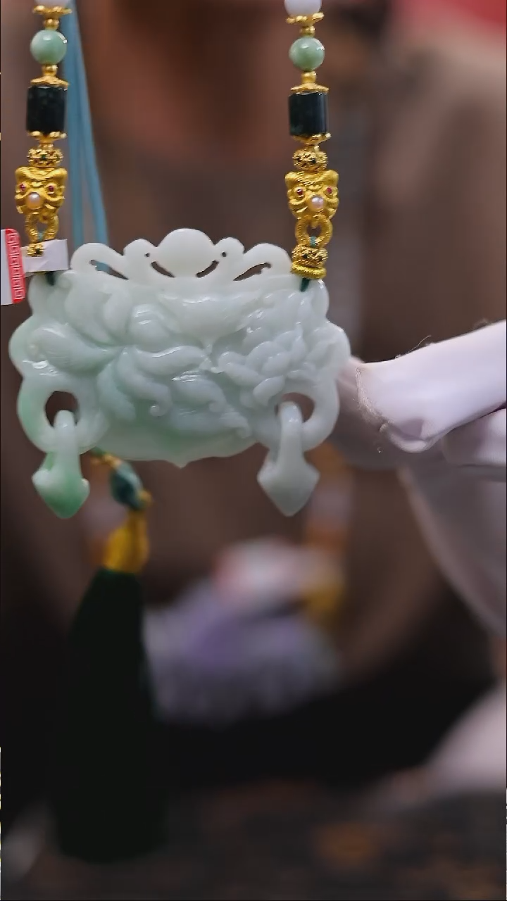 【闪购商品】翡翠颈饰未镶嵌A55基地发货