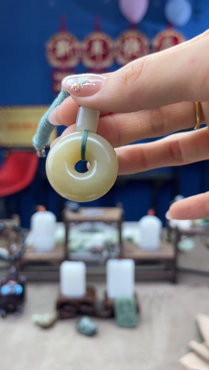 【闪购商品】和田玉颈饰未镶嵌1