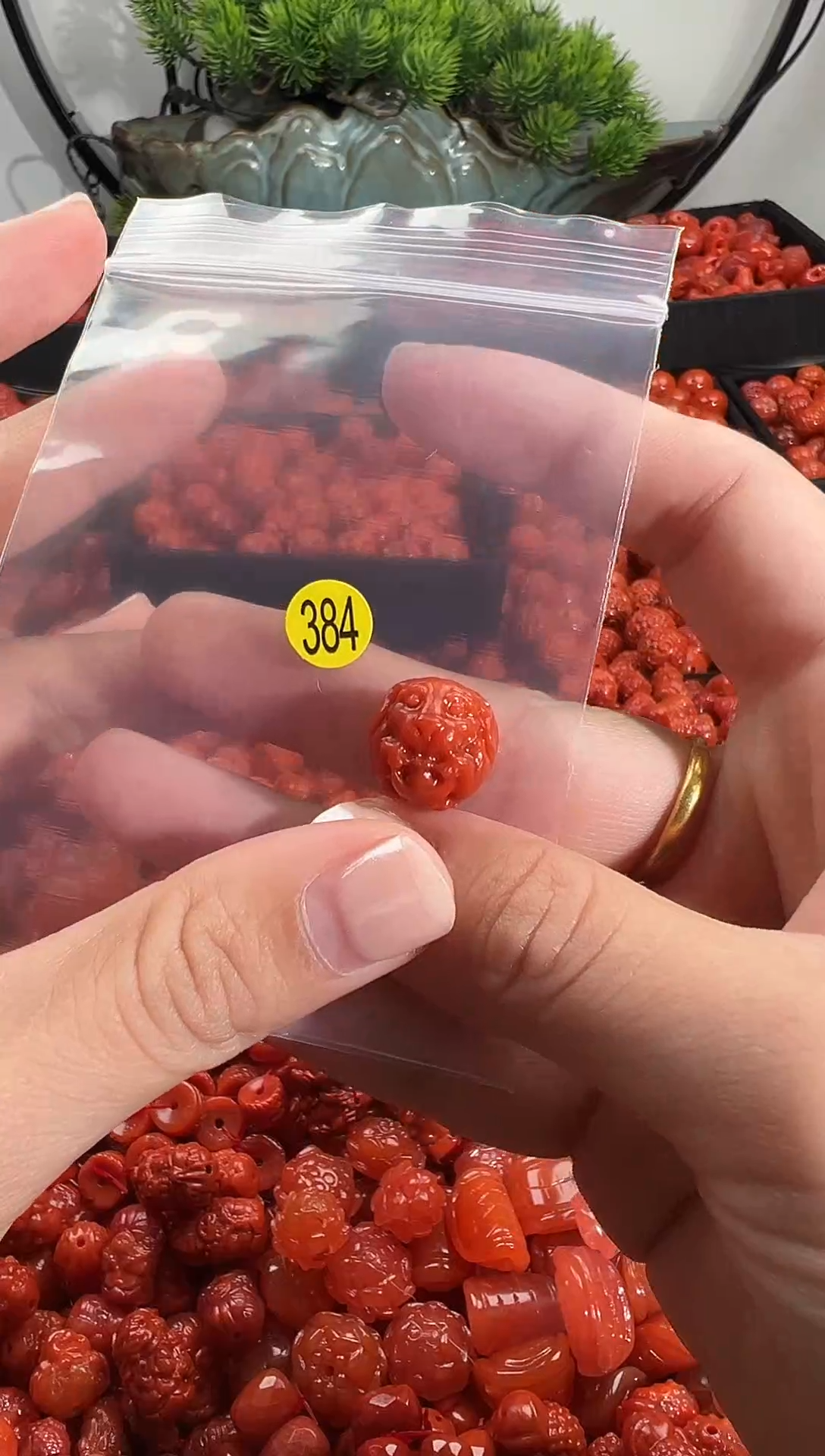 颈饰未镶嵌南红玛瑙1