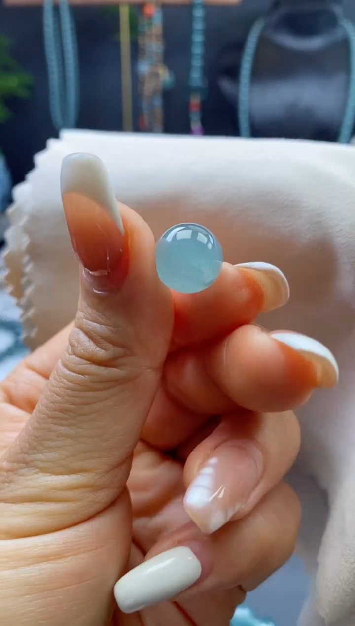 翡翠未镶嵌颈饰0817429292