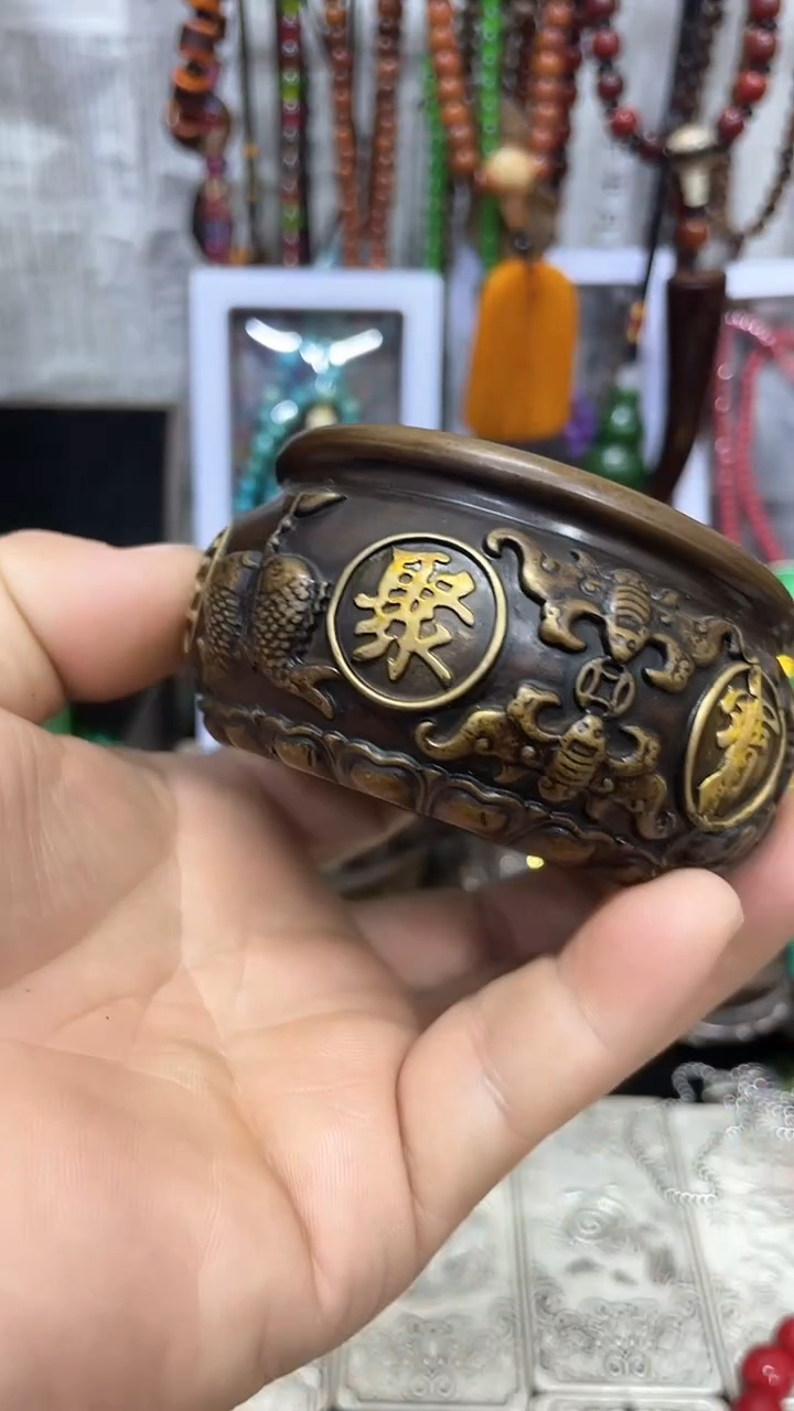 摆件主播推荐如图所示