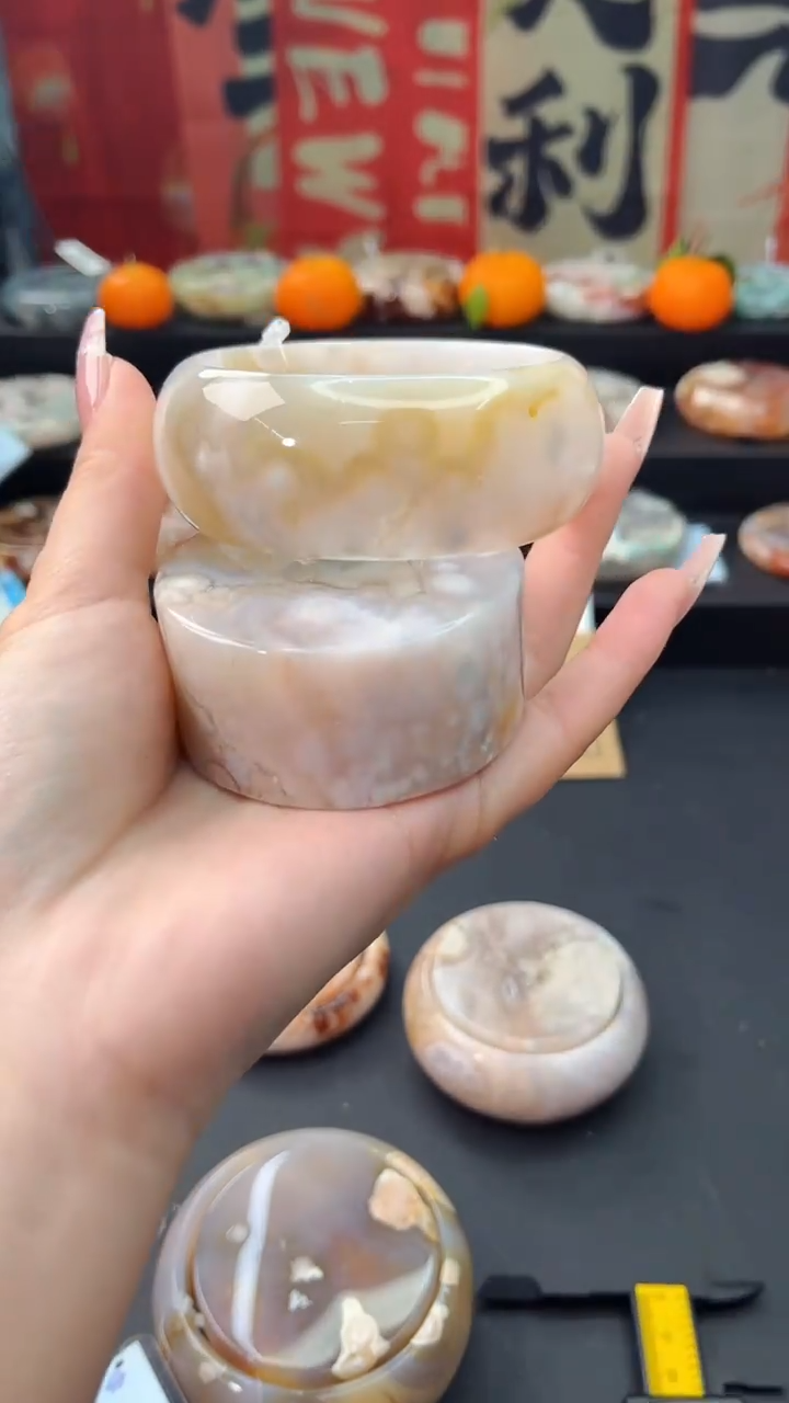 【闪购商品】石英质玉手镯未镶嵌赠送镯心（59圈口）无证书