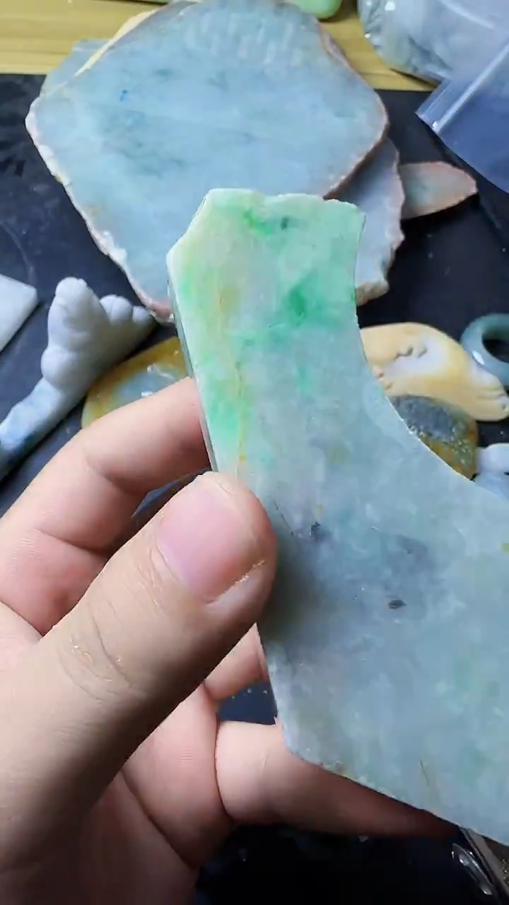 未镶嵌挂件翡翠012