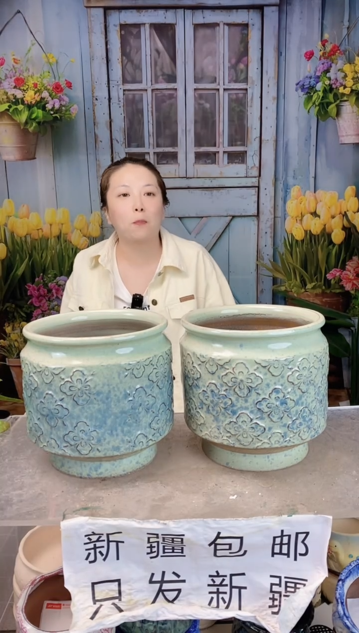 007黄绿直口小花两个装  口18高19